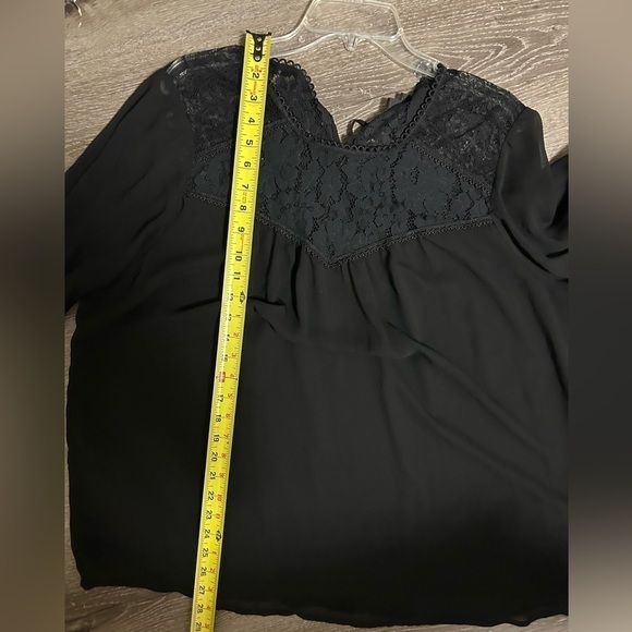 Torrid Women’s Crinkle Chiffon Lace Trim Top Size 2X Sheer Witchy Flounce - Picture 13 of 13